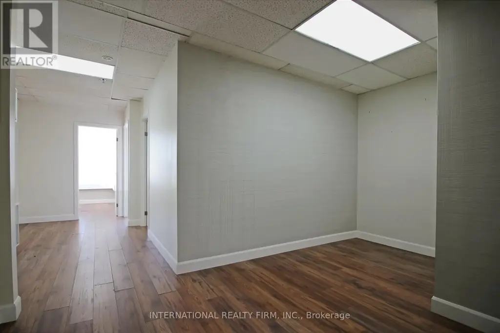 204a - 1635 Lawrence Avenue W, Toronto (Brookhaven-Amesbury)